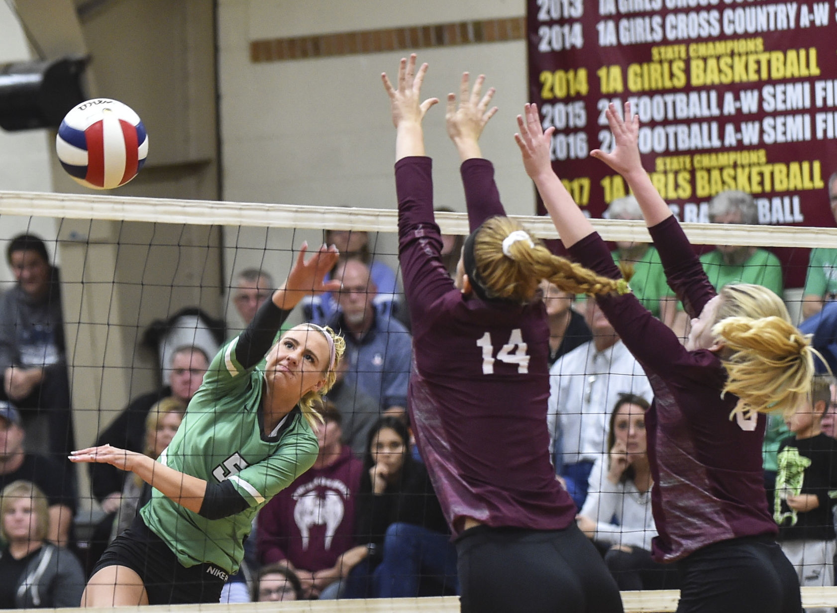 101518-wethersfield-annawan-vb--01a.jpg